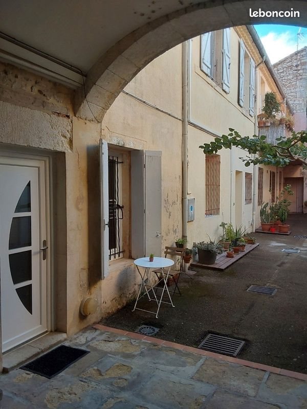 Appartement à louer, 30m², Nîmes