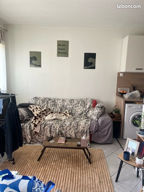 Appartement à louer, 30m², Meyzieu