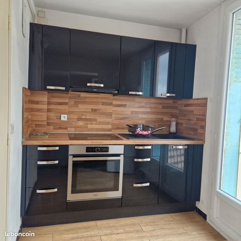 Appartement à louer, 39m², Marseille 8ème