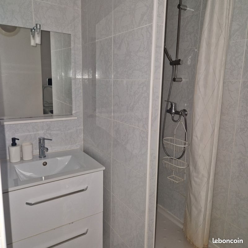 Appartement à louer, 39m², Marseille 8ème