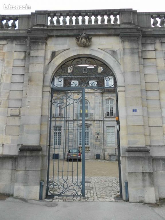 Appartement à louer, 170m², Besançon