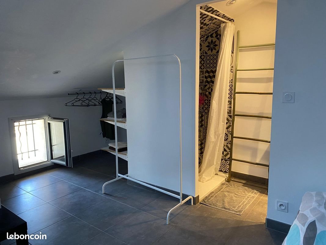 Appartement à louer, 28m², Eyragues