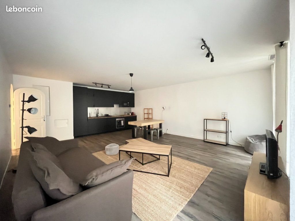 Appartement à louer, 63m², Nice