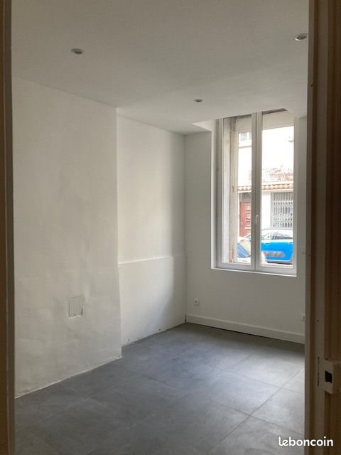 Appartement à louer, 55m², Nîmes