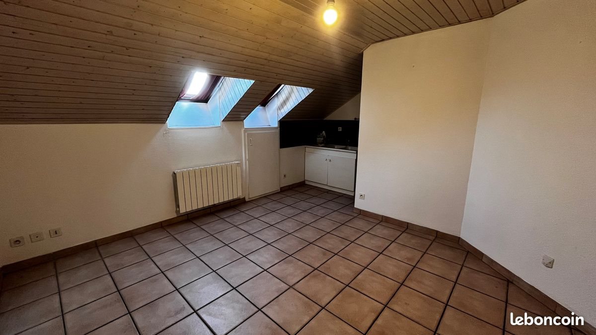 Appartement à louer, 27m², Villette-lès-Arbois