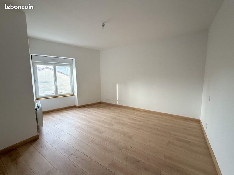 Maison à louer, 75m², Monsireigne
