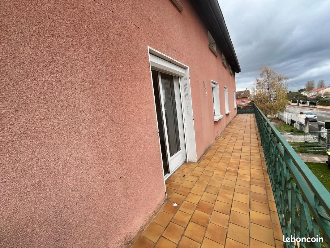 Appartement à louer, 104m², Mions