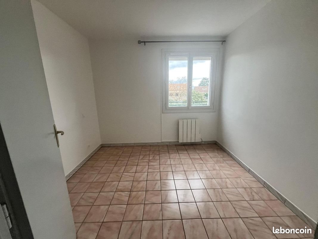 Appartement à louer, 104m², Mions