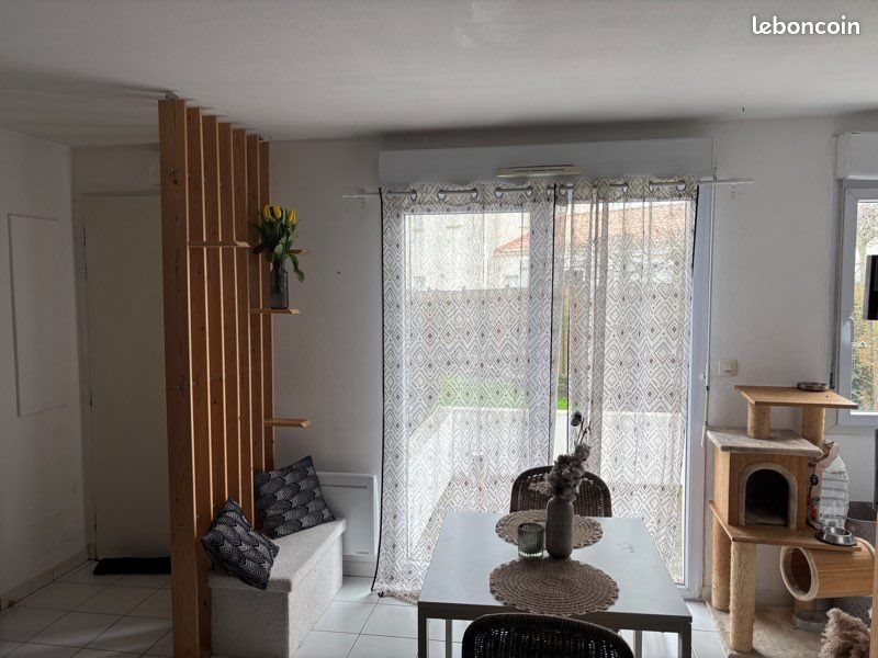 Appartement à louer, 59m², Le Fenouiller