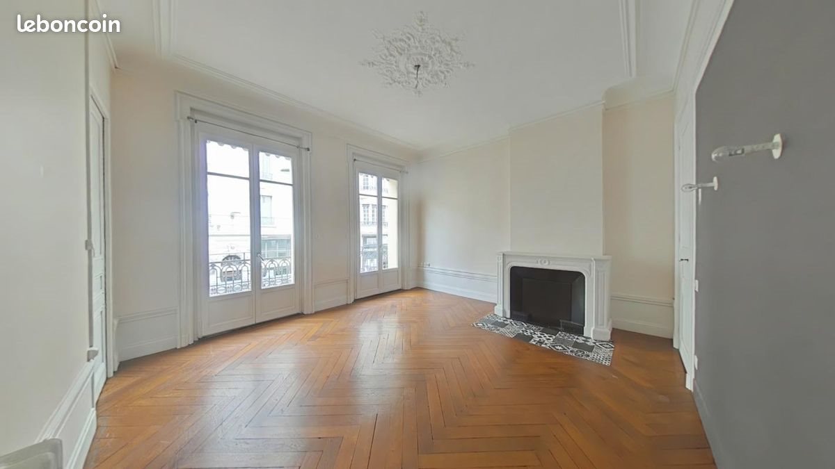 Appartement à louer, 134m², Saint-Etienne