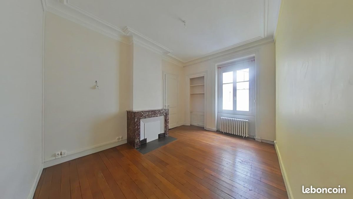 Appartement à louer, 134m², Saint-Etienne
