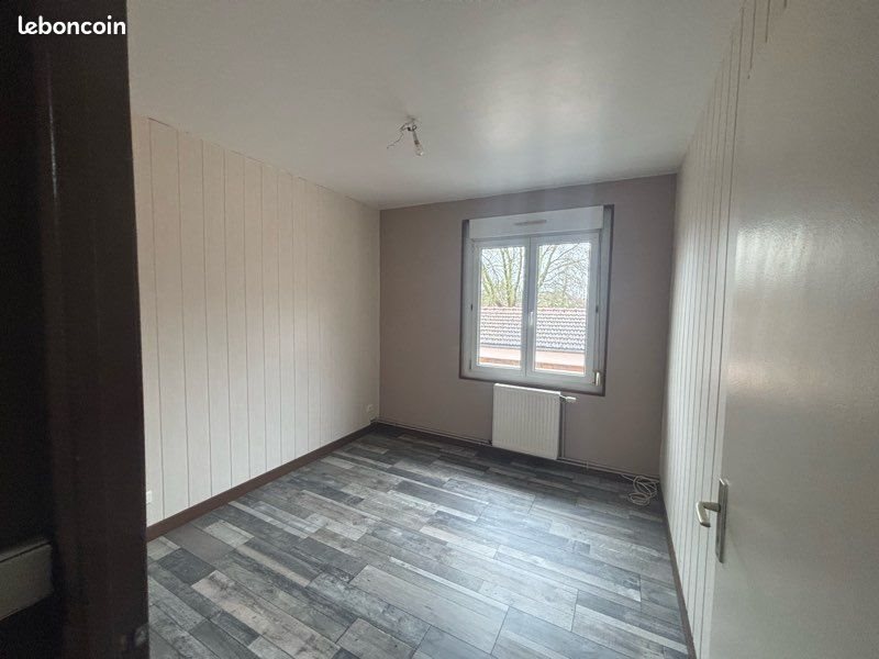Appartement à louer, 47m², Frignicourt