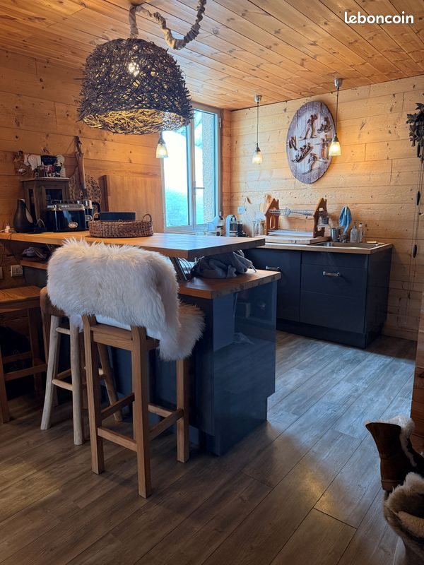 Appartement à vendre, 80m², Enchastrayes