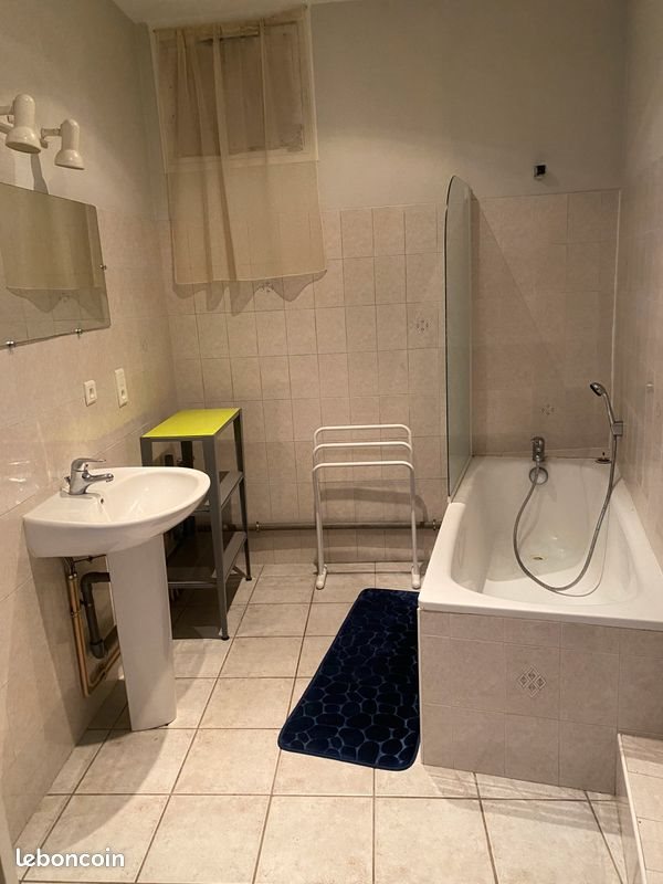 Appartement à louer, 28m², Yssingeaux