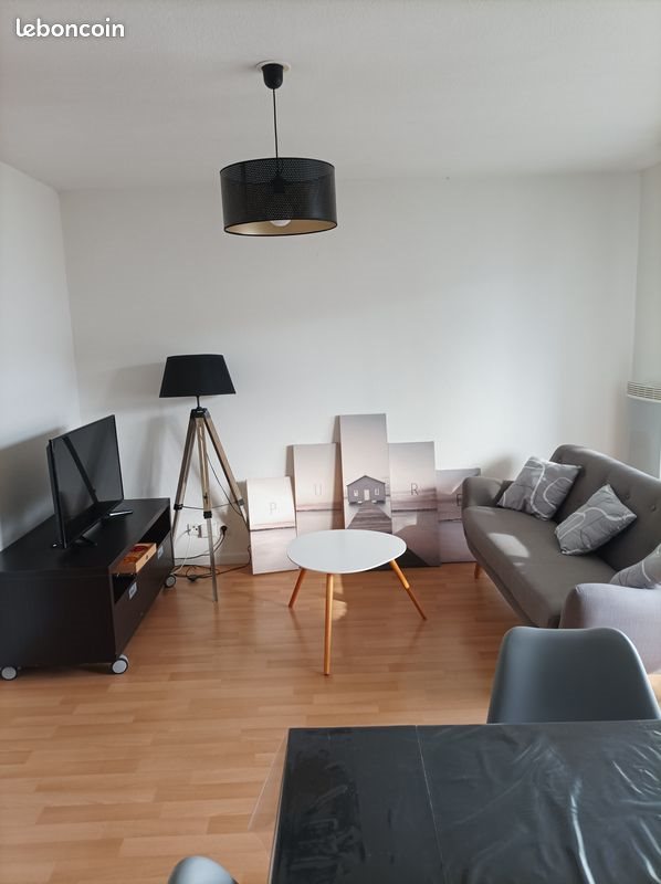 Appartement à louer, 45m², Séné