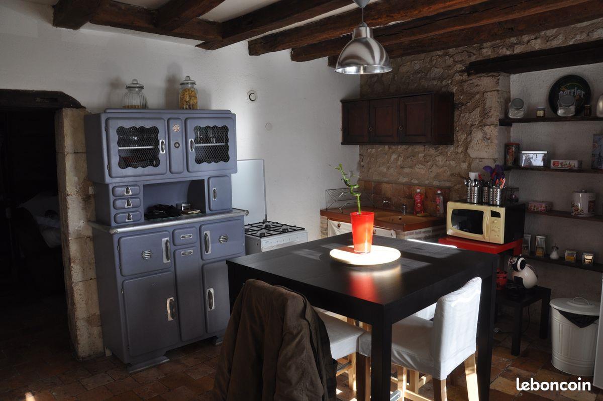 Maison à louer, 70m², Arcisses