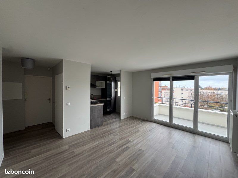 Appartement à louer, 42m², Elancourt