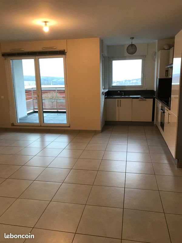 Appartement à louer, 77m², Spicheren