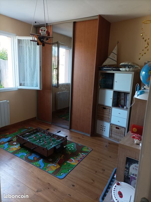 Maison à louer, 101m², Brains