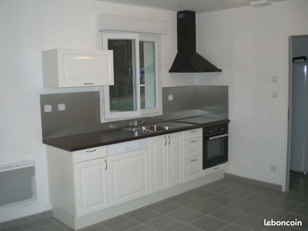 Maison à louer, 94m², Chinon