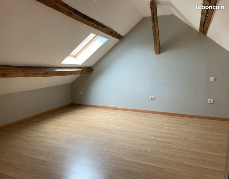 Appartement à louer, 55m², Breteuil