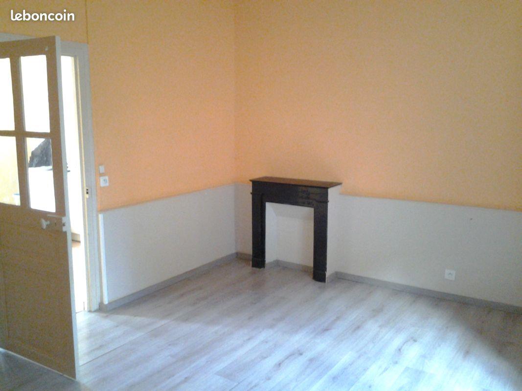 Maison à louer, 72m², Le Pont-Chrétien-Chabenet