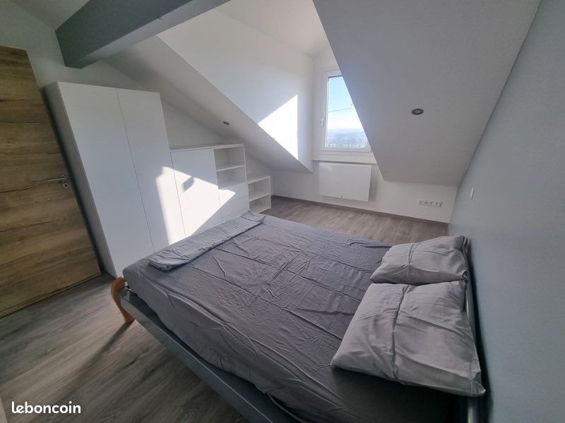 Appartement à louer, 70m², Thoiry