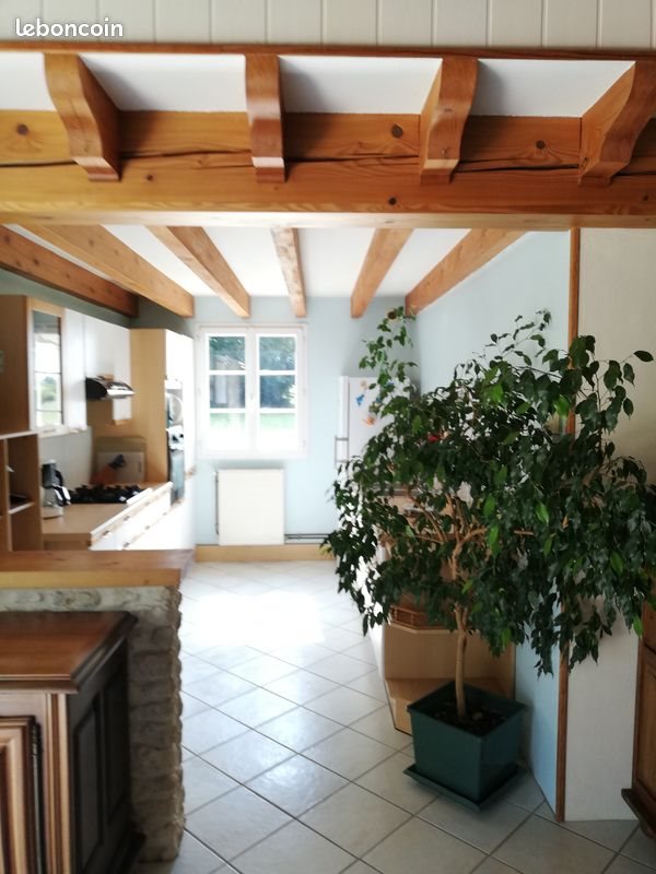 Maison à louer, 120m², Saint-Maigrin