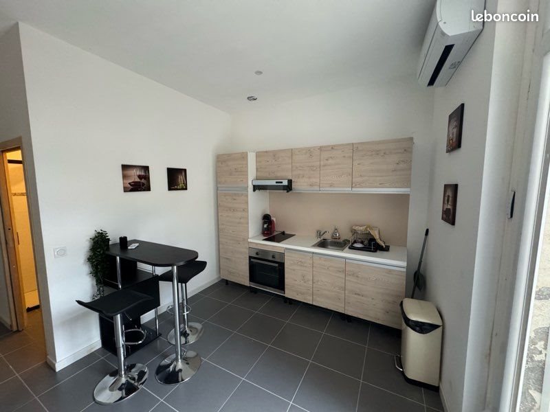 Appartement à louer, 35m², Poussan