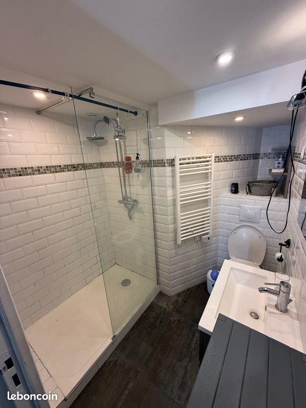 Appartement à louer, 27m², Paris 18ème