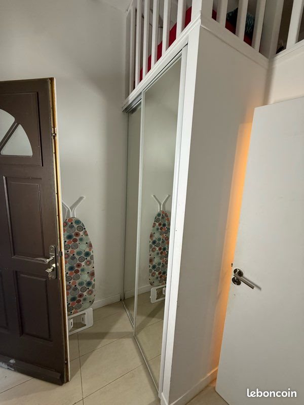 Appartement à louer, 27m², Paris 18ème