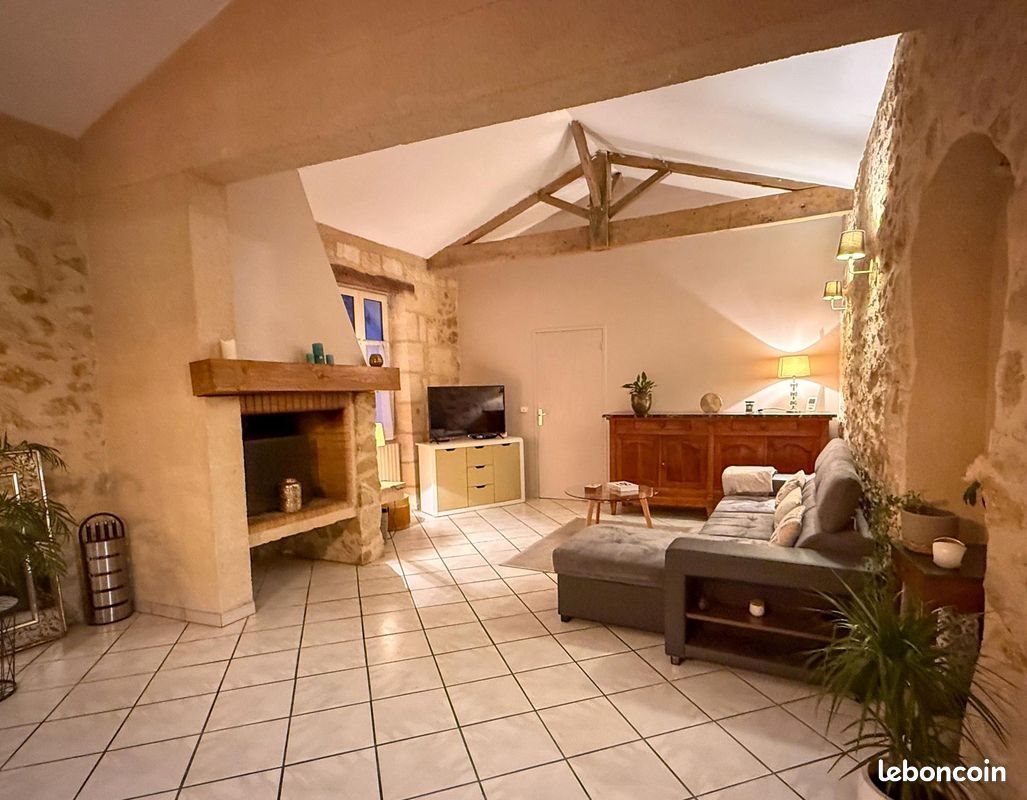 Maison à vendre, 130m², Yvrac