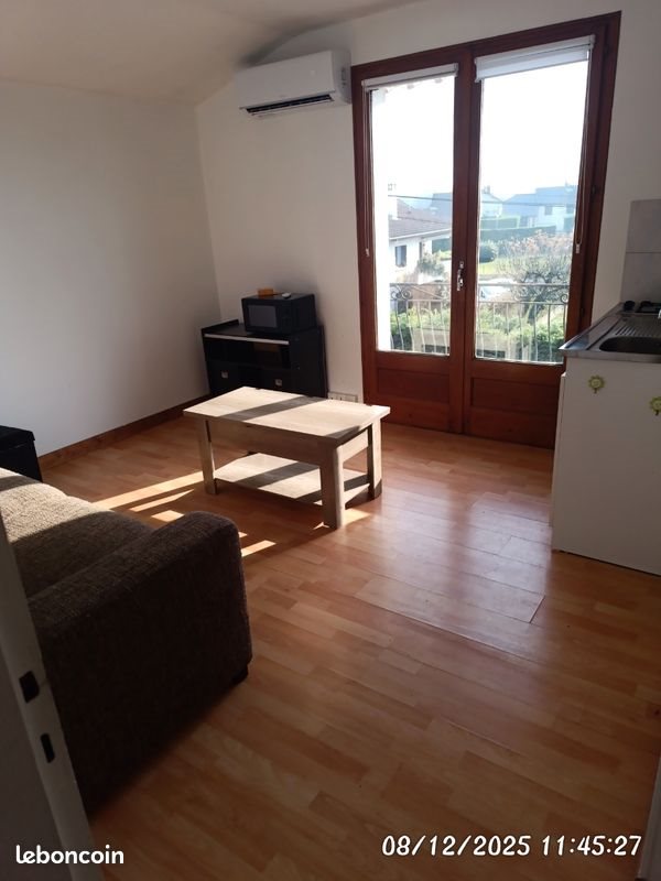 Appartement à louer, 1m², Rumilly