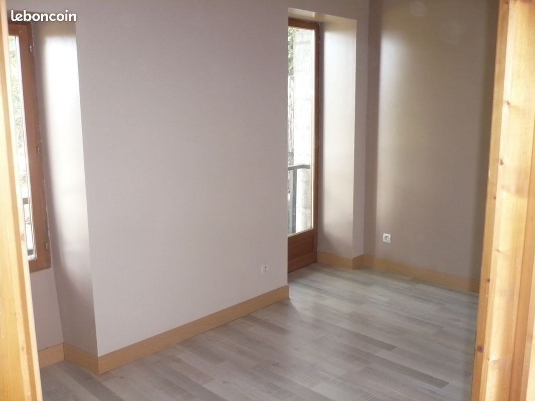 Appartement à louer, 50m², Longes