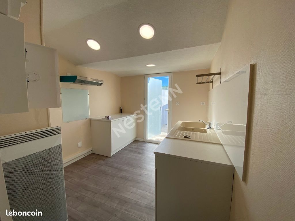 Appartement à louer, 38m², Marignane