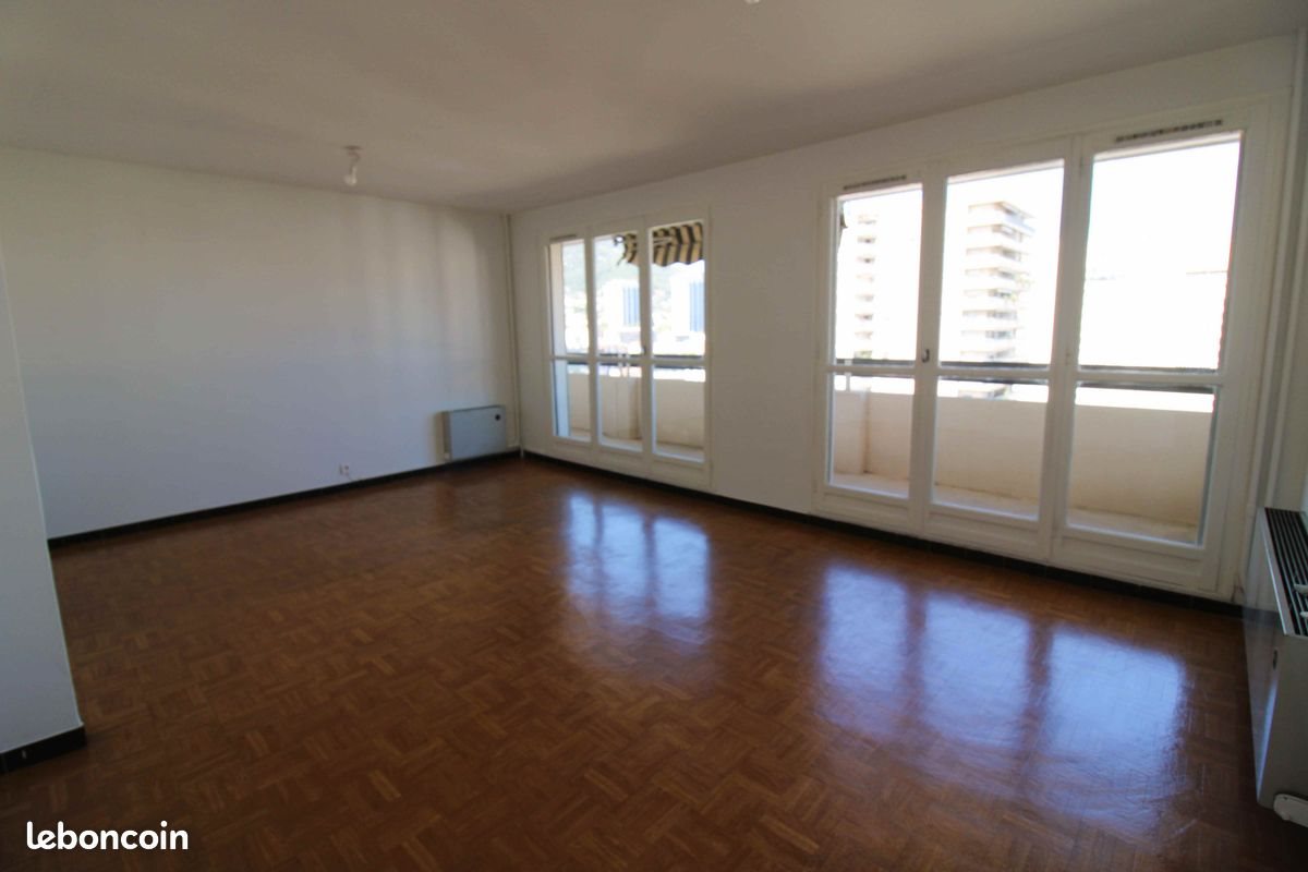 Appartement à louer, 80m², Toulon