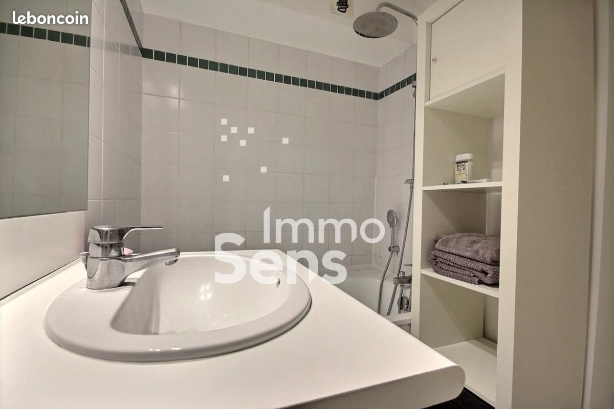 Appartement à louer, 42m², Lille