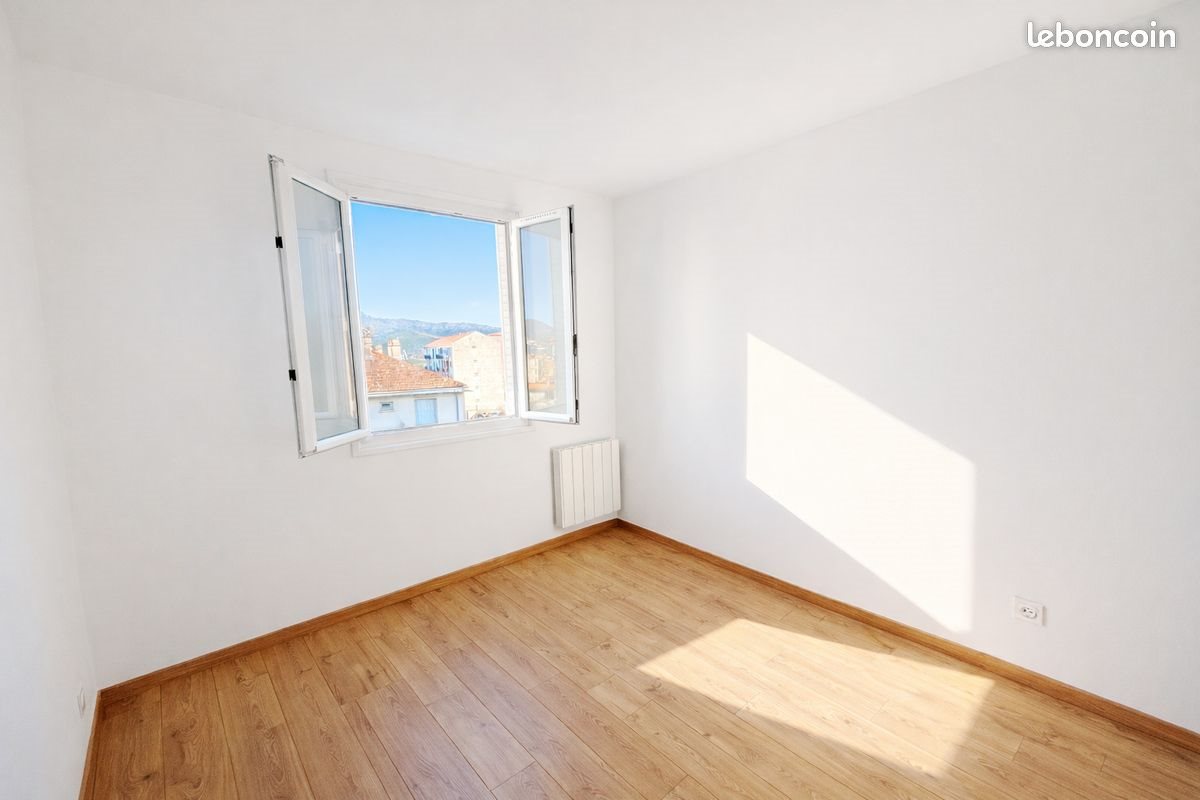 Appartement à louer, 60m², Corte
