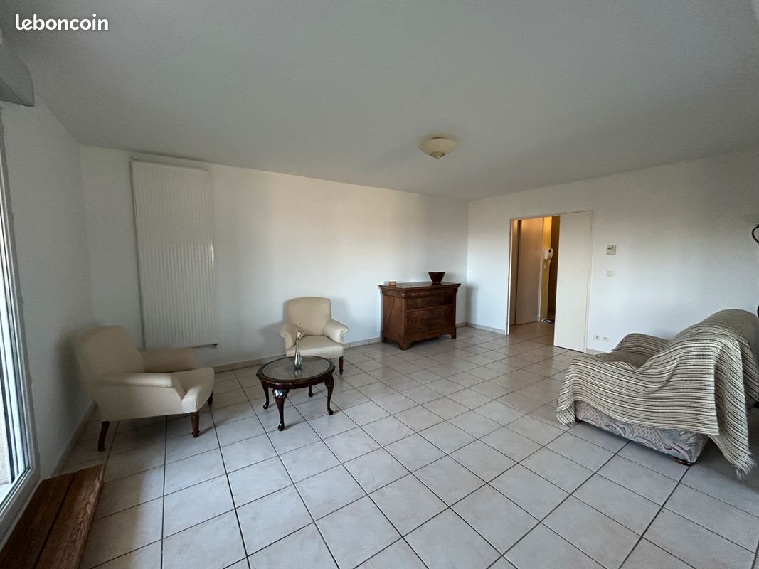 Appartement à louer, 87m², L'Isle-d'Abeau