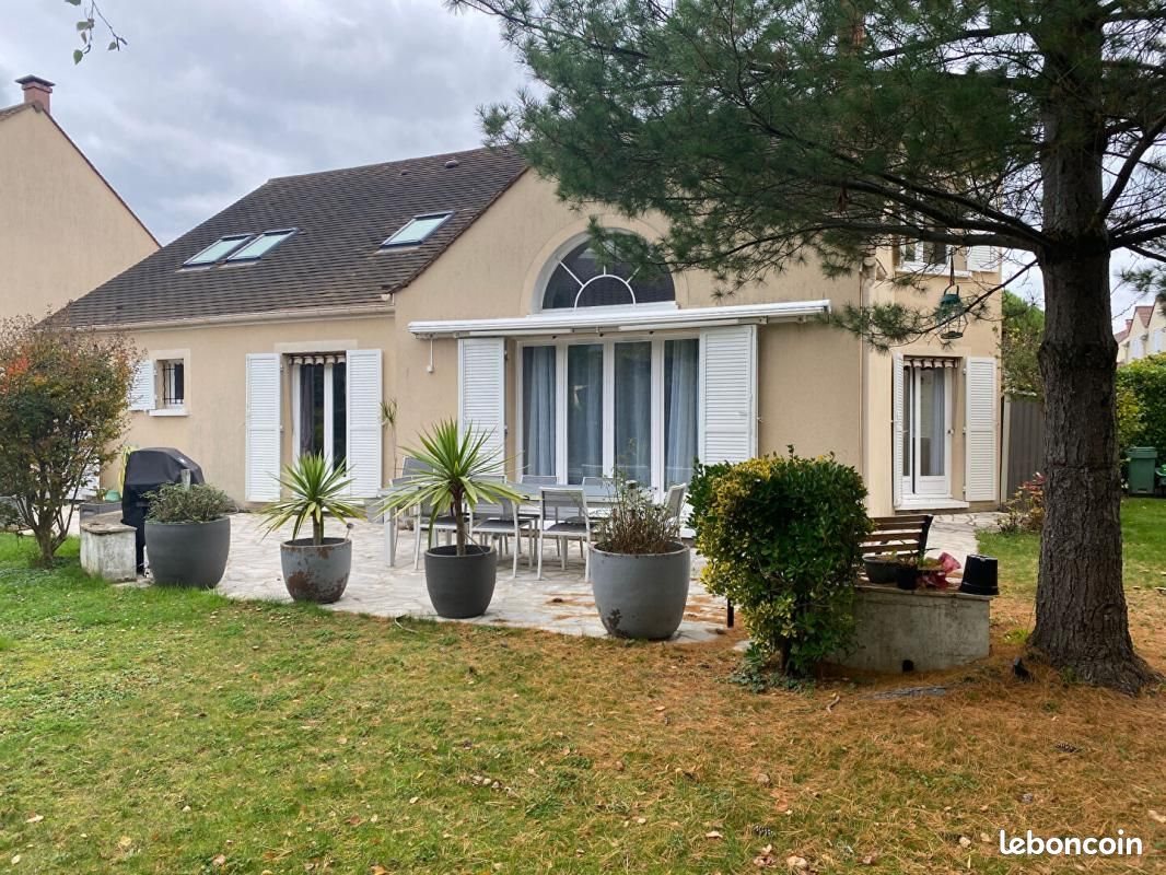 Maison à vendre, 186m², Etiolles