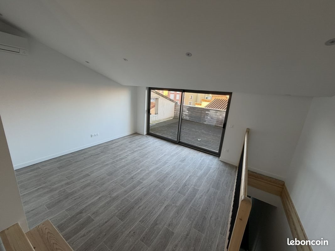 Appartement à louer, 99m², Feurs