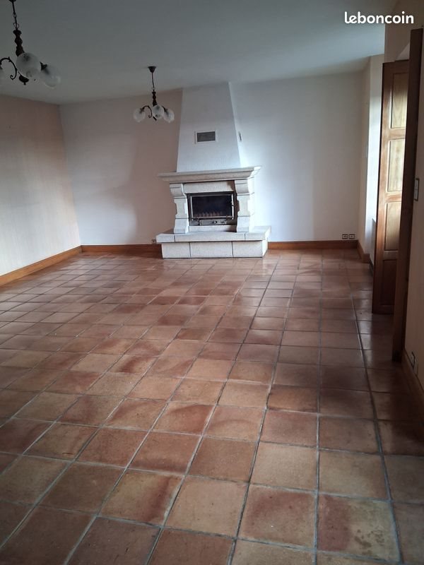 Maison à louer, 100m², Baud