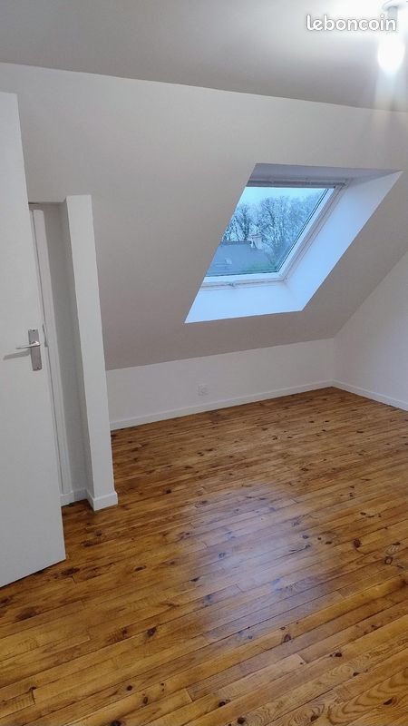 Maison à louer, 91m², Loperhet