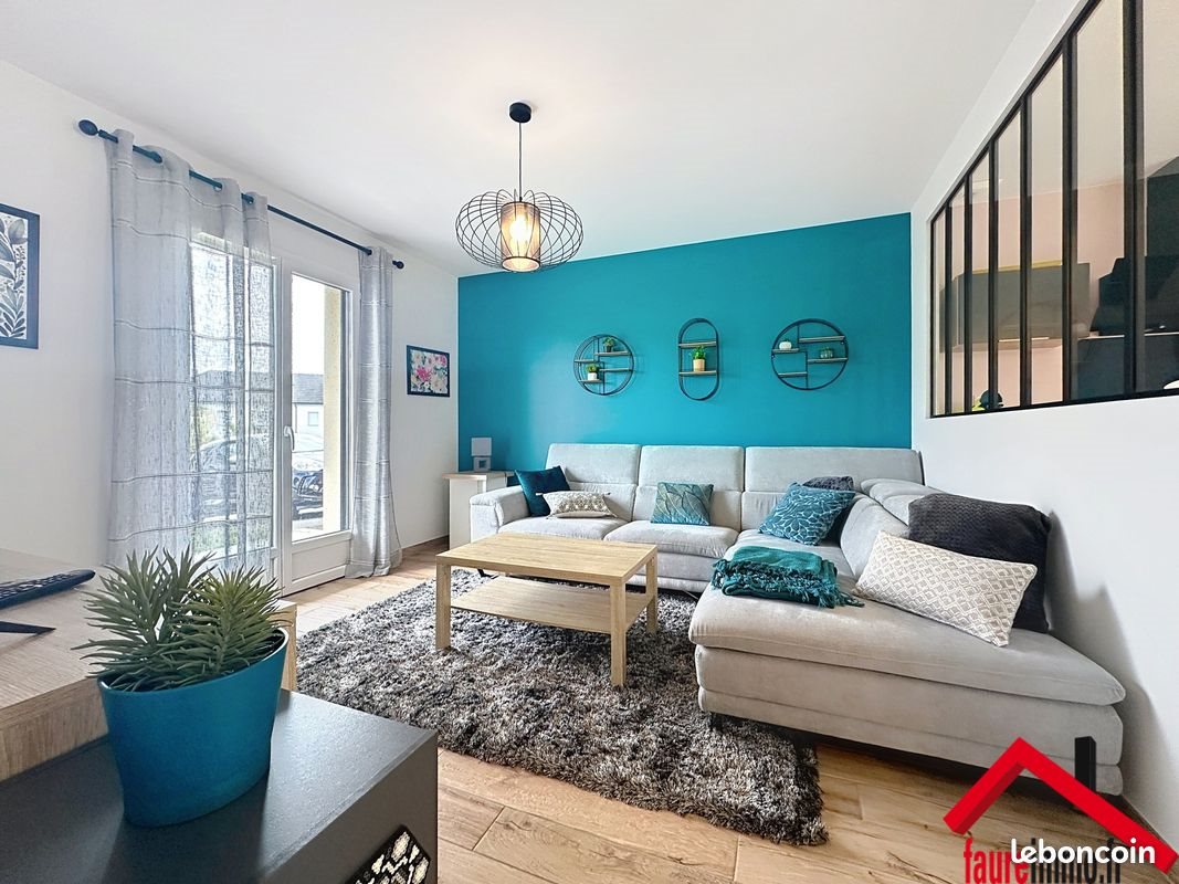 Maison à louer, 90m², Saint-Pantaléon-de-Larche