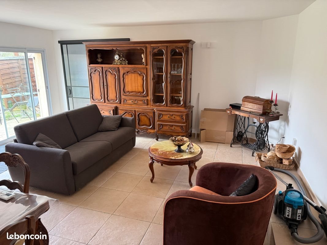 Appartement à louer, 80m², Lédenon