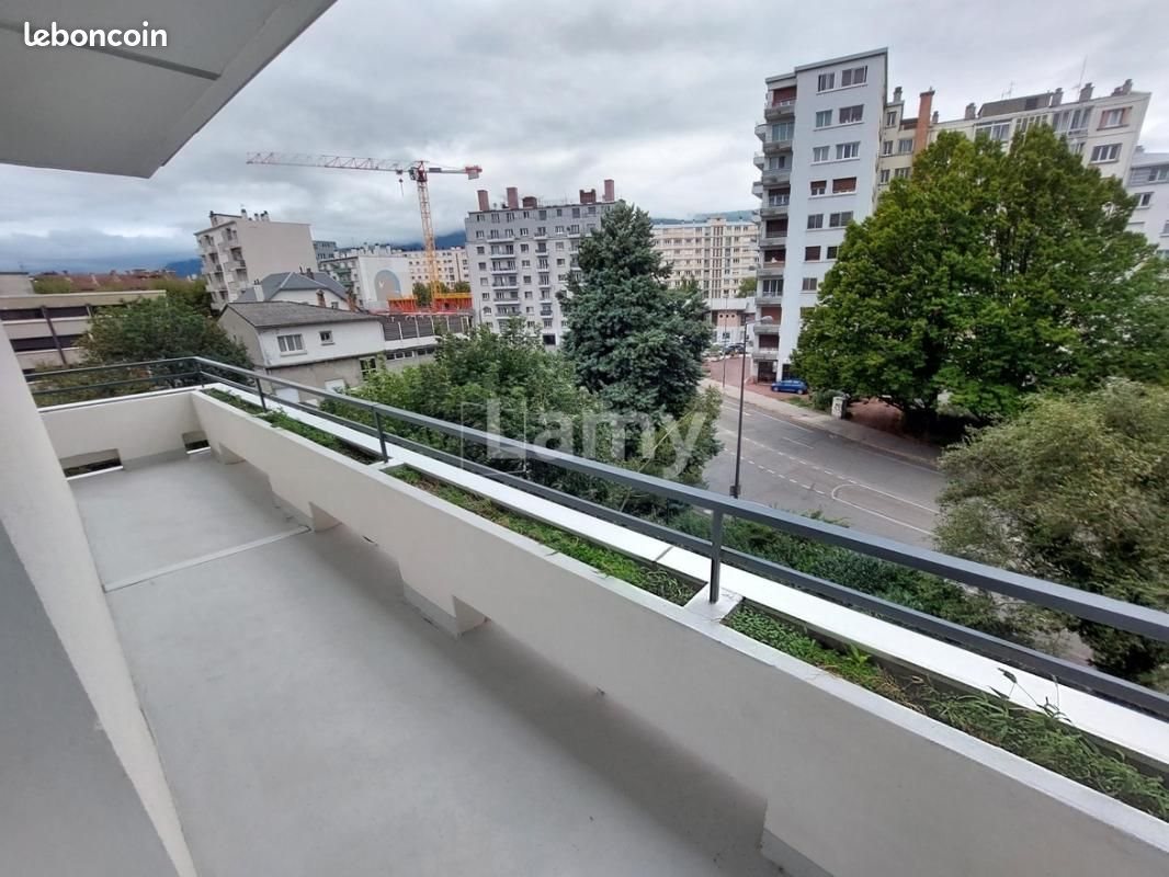 Appartement à louer, 111m², Grenoble