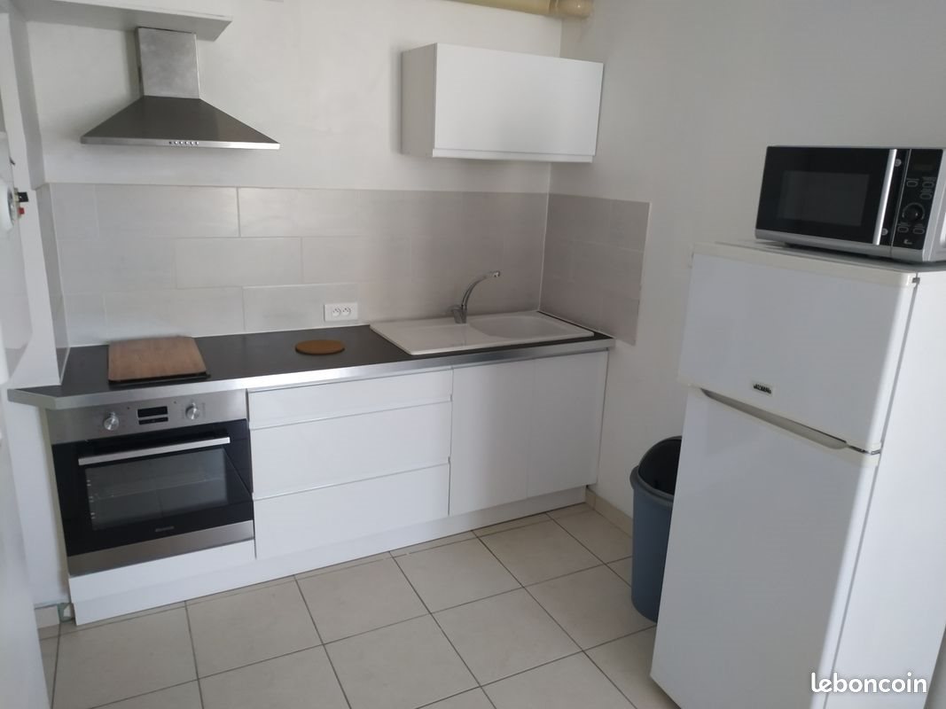 Appartement à louer, 24m², Niort