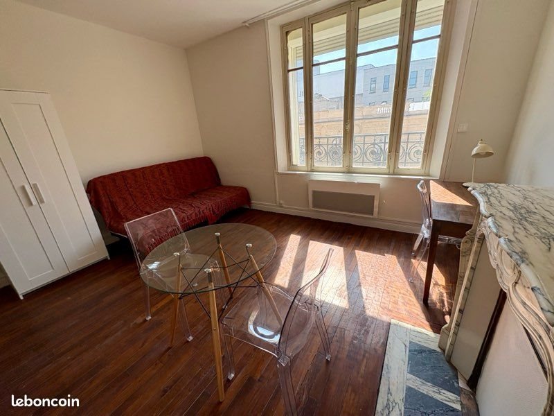 Appartement à louer, 25m², Reims