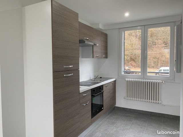 Appartement à louer, 70m², Longuyon