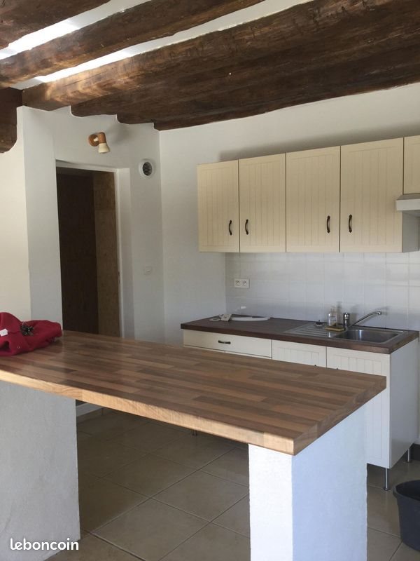 Appartement à louer, 82m², Saint-Seine-l'Abbaye